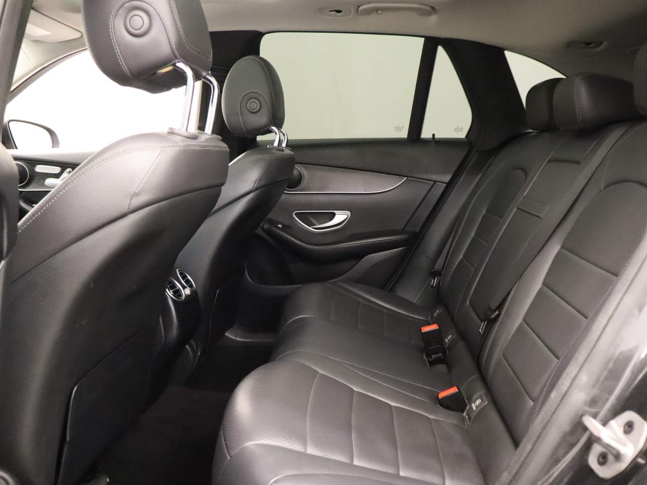2022 Mercedes-Benz GLC GLC300 - Photo 17