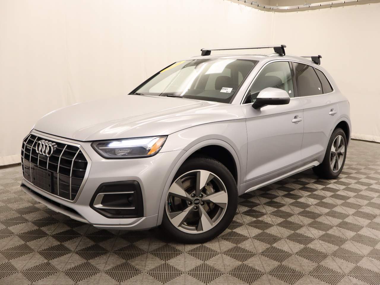 2022 Audi Q5 quattro Premium Plus 40 TFSI