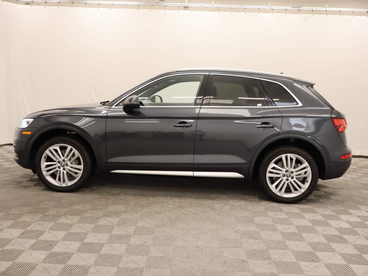 2018 Audi Q5 2.0T quattro Premium Plus