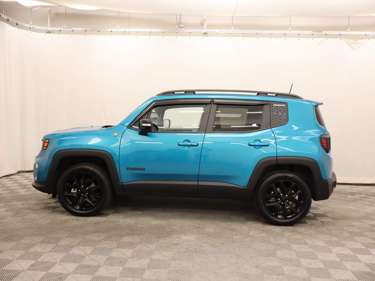 2022 Jeep Renegade Altitude - Photo 2