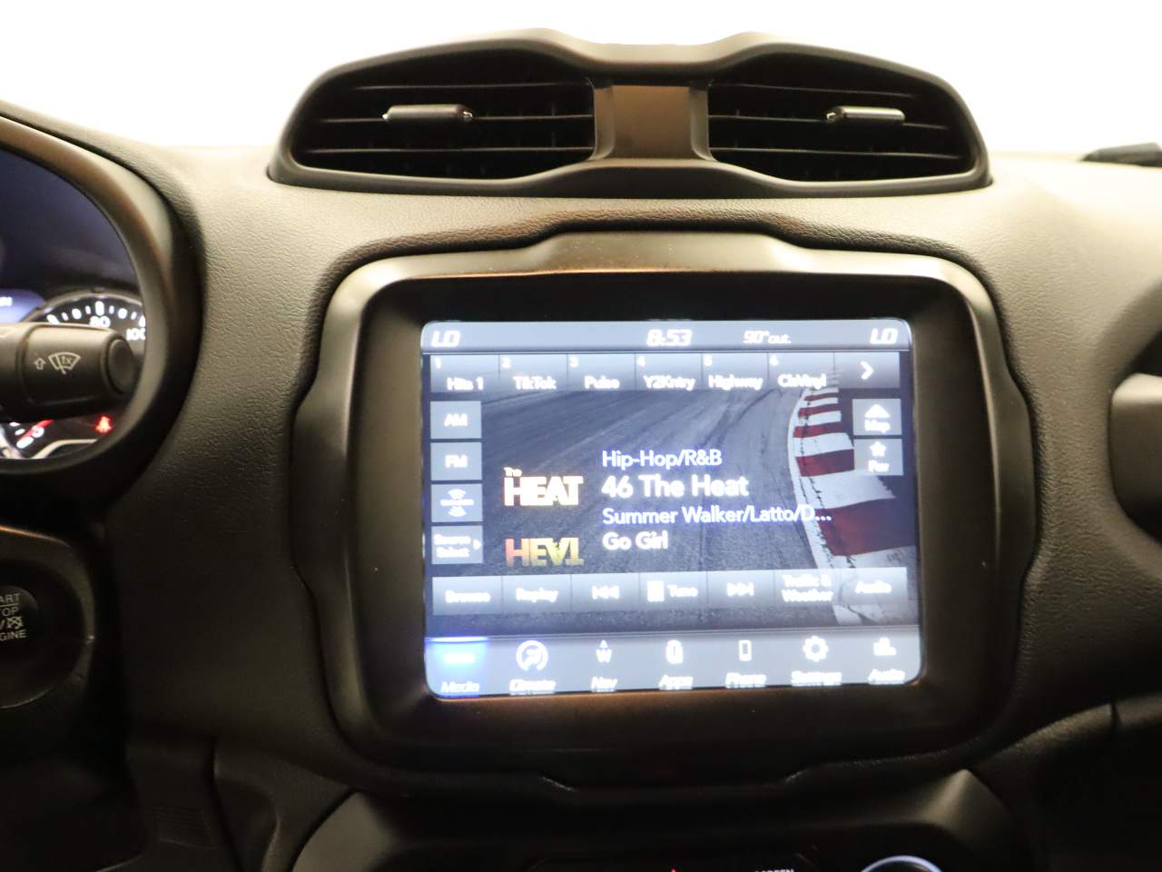 2022 Jeep Renegade Altitude - Photo 10
