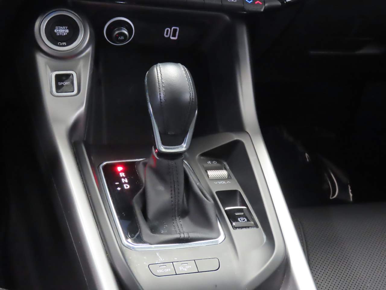 2024 Dodge Hornet R/T Plus - Photo 9