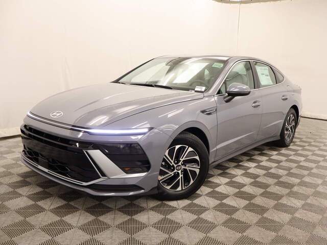 2026 Hyundai SONATA Hybrid