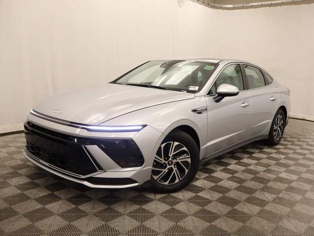 2026 Hyundai SONATA Hybrid