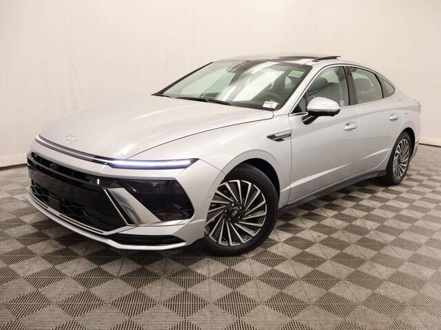 2025 Hyundai SONATA Hybrid