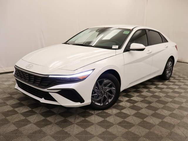 2025 Hyundai ELANTRA Hybrid