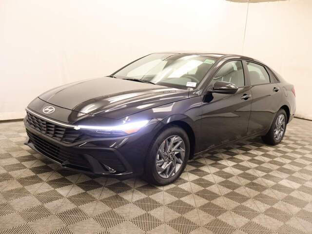 2026 Hyundai ELANTRA Hybrid