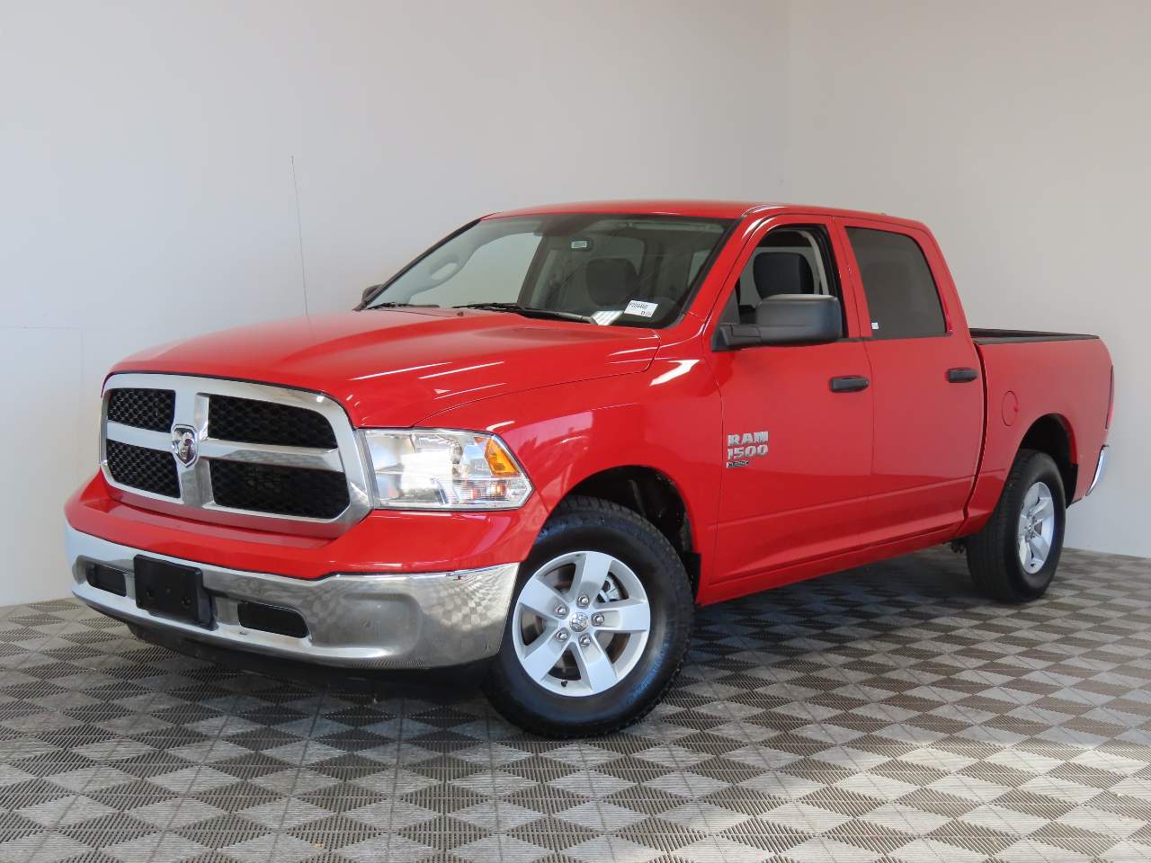 2022 Ram 1500 Classic SLT Crew Cab