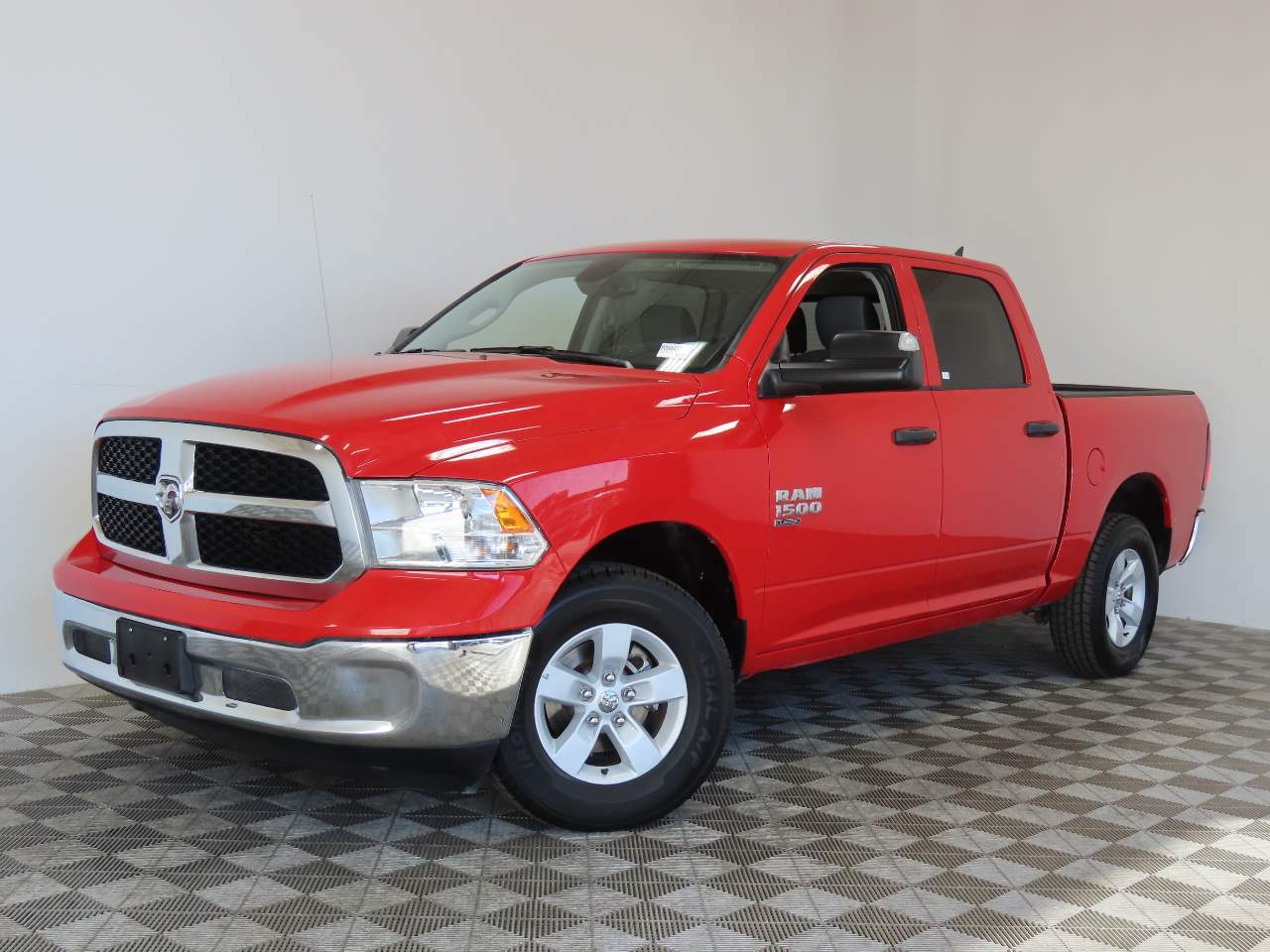 2023 Ram 1500 Classic SLT Crew Cab