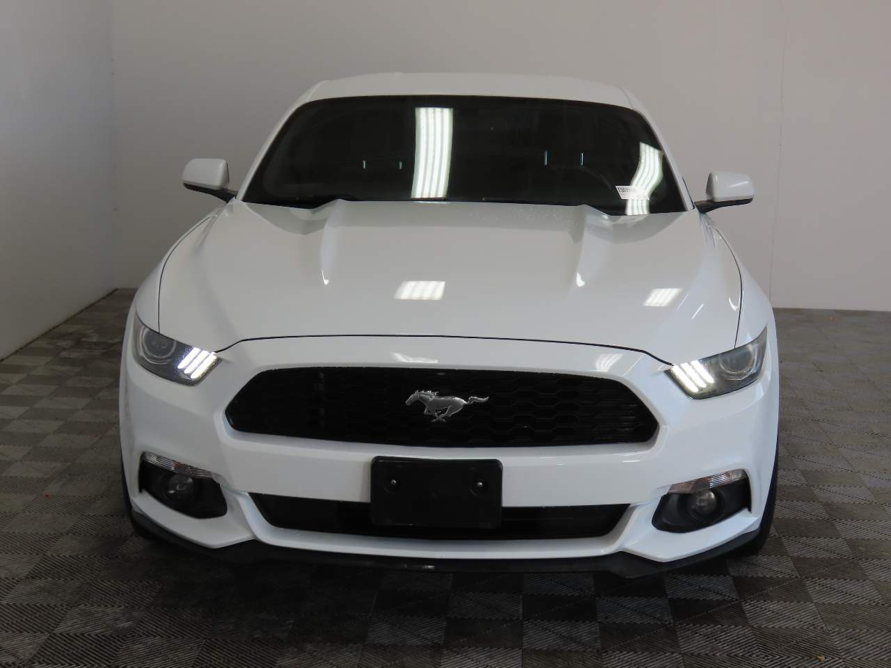 2016 Ford Mustang V6