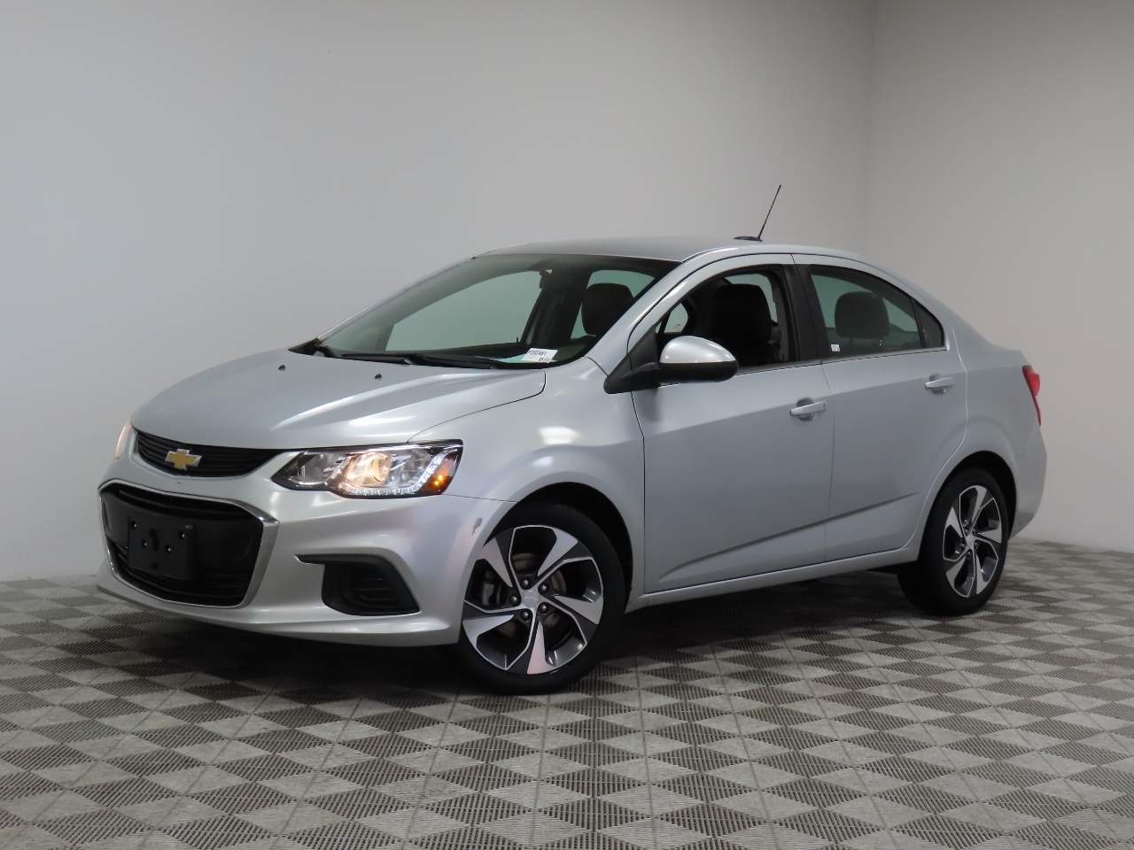 2019 Chevrolet Sonic Premier Auto