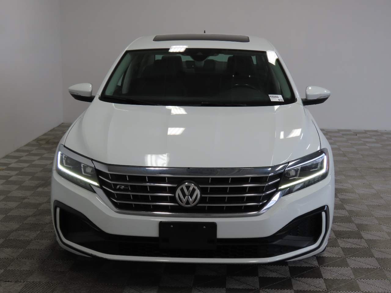 2020 Volkswagen Passat R-Line