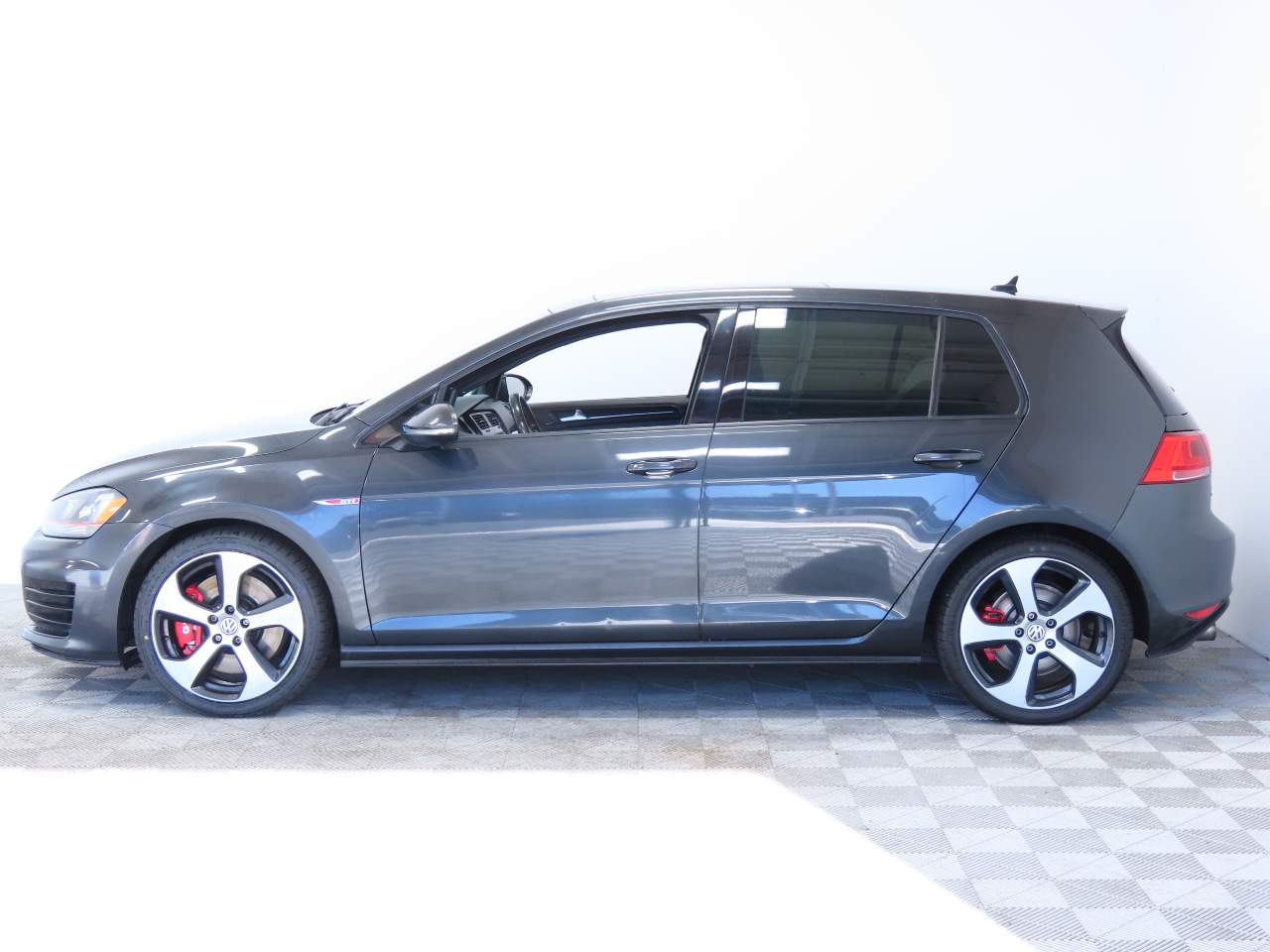 2016 Volkswagen Golf GTI SE w/Performance Pkg