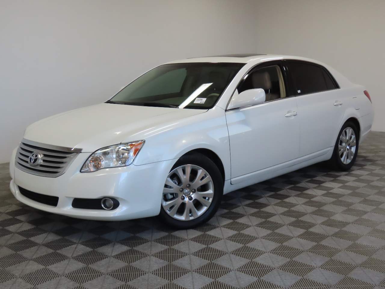 2009 Toyota Avalon XLS