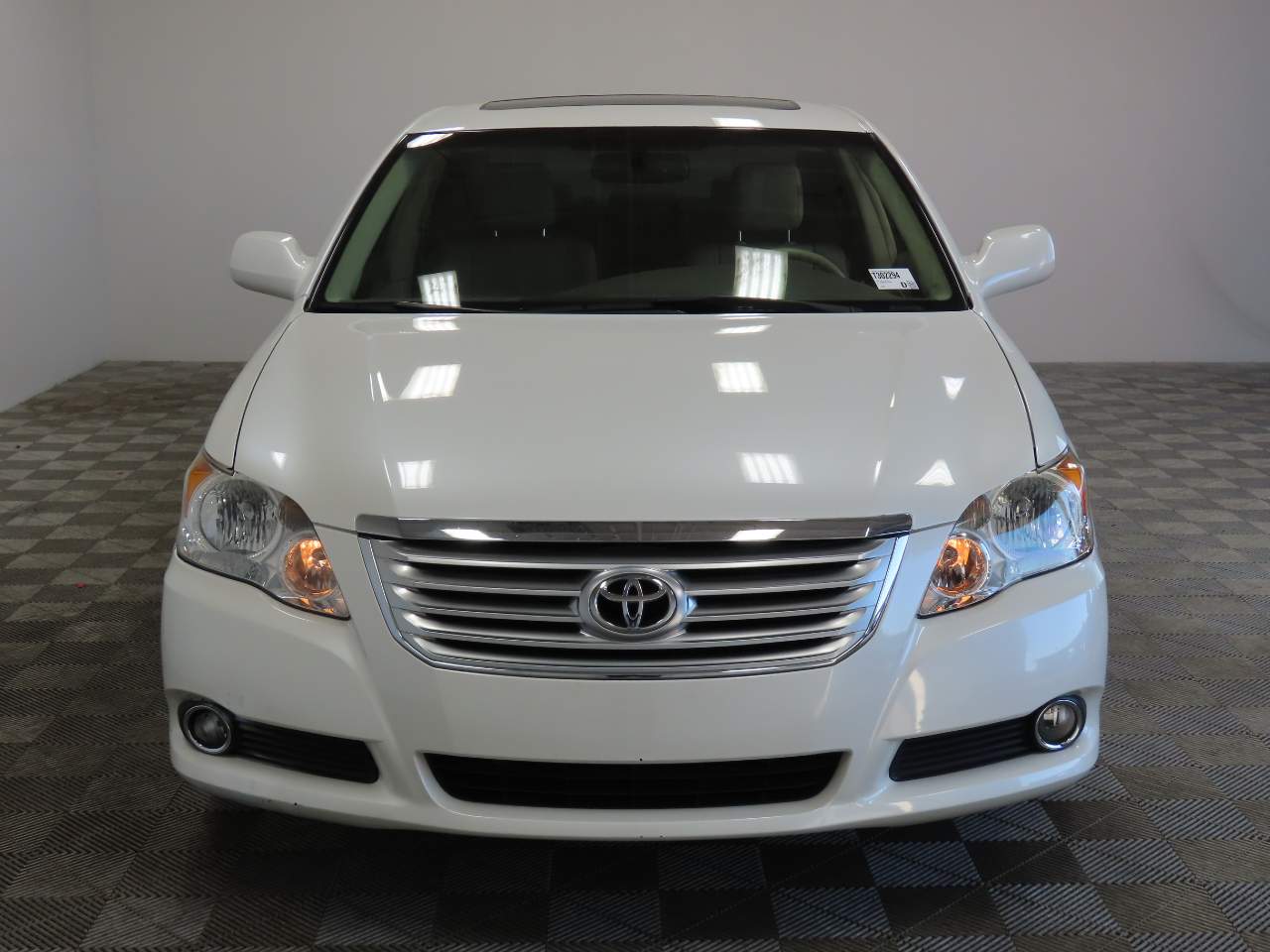 Used 2009 Toyota Avalon XLS with VIN 4T1BK36B69U348402 for sale in Scottsdale, AZ