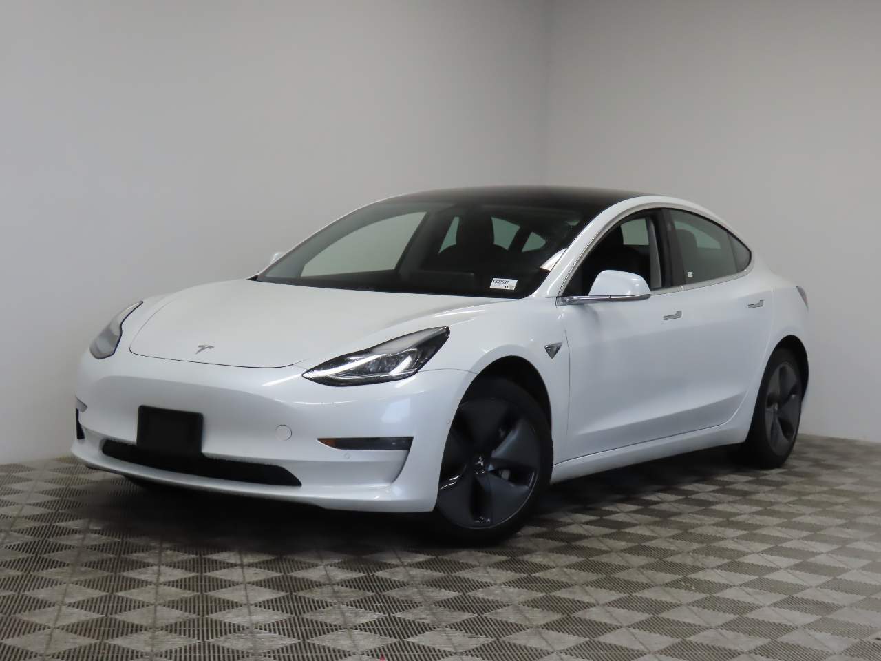 2020 Tesla Model 3 Standard Range Plus