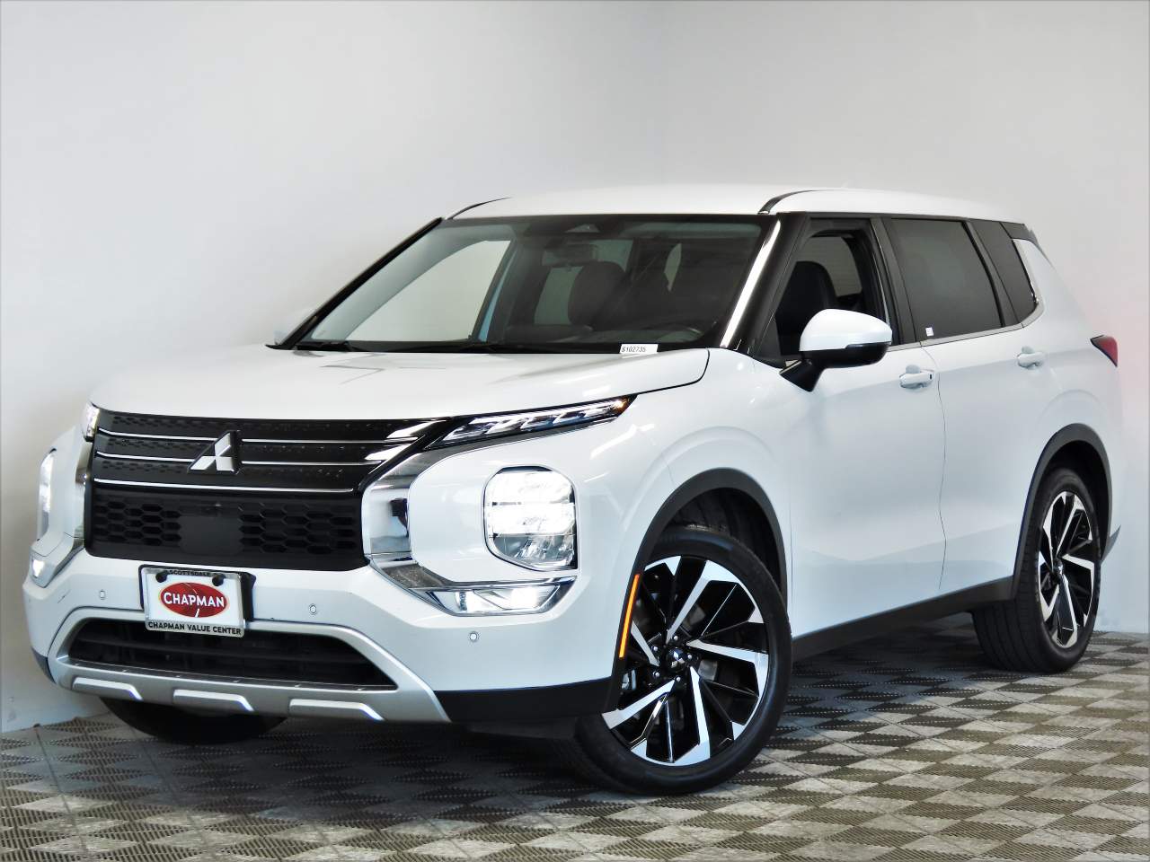 2023 Mitsubishi Outlander SE