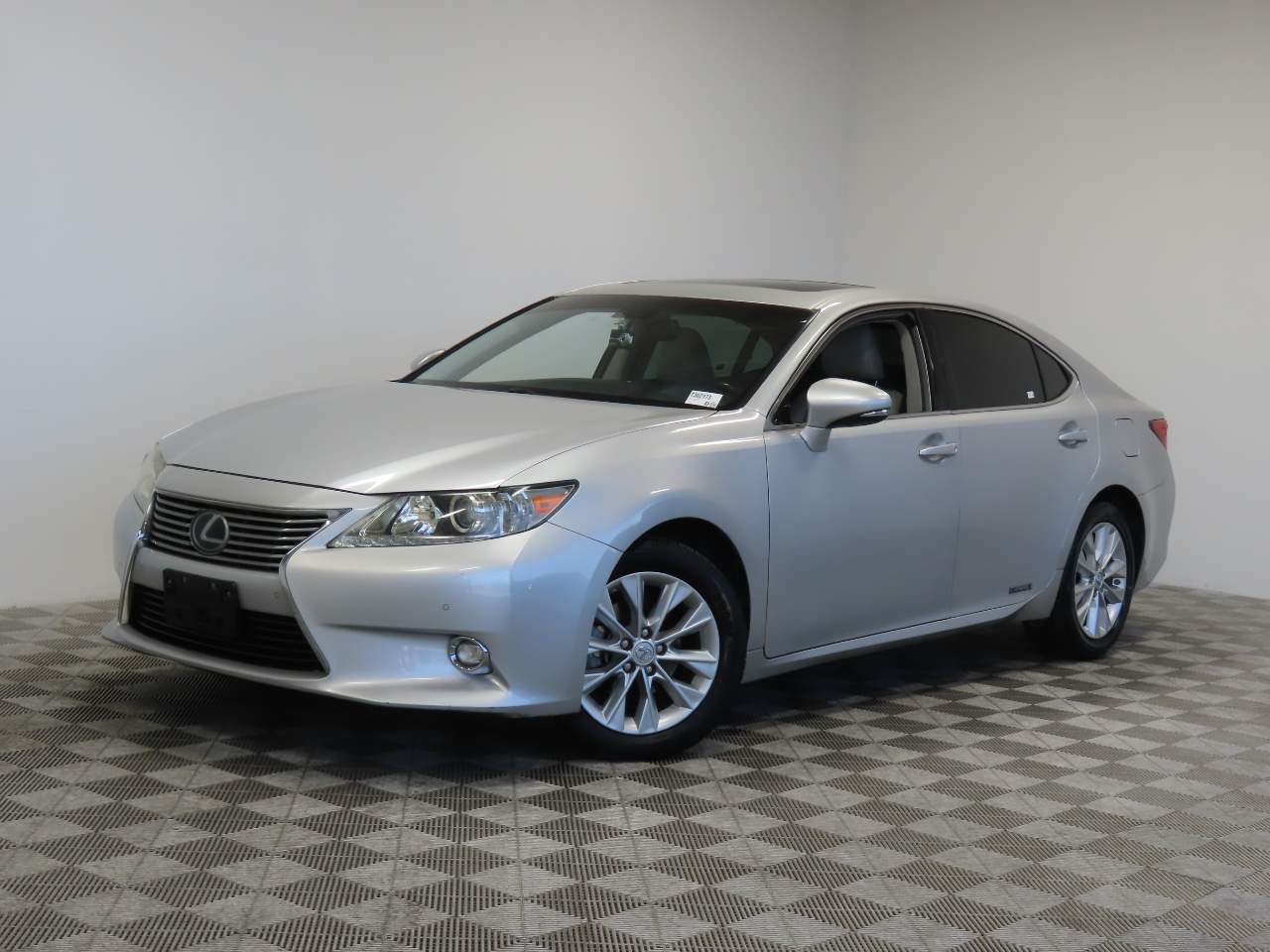 2014 Lexus ES 300h  