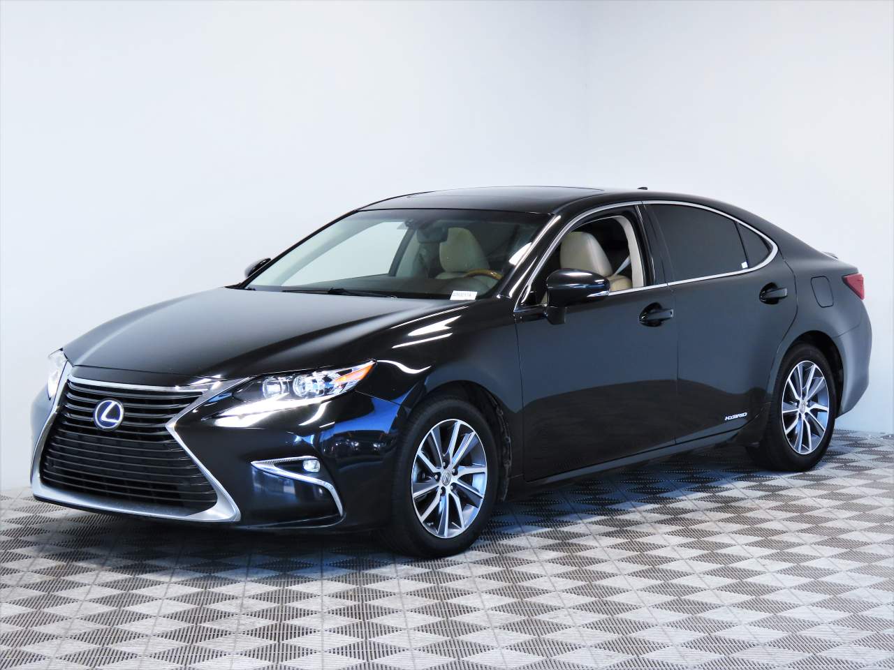 2016 Lexus ES 300h