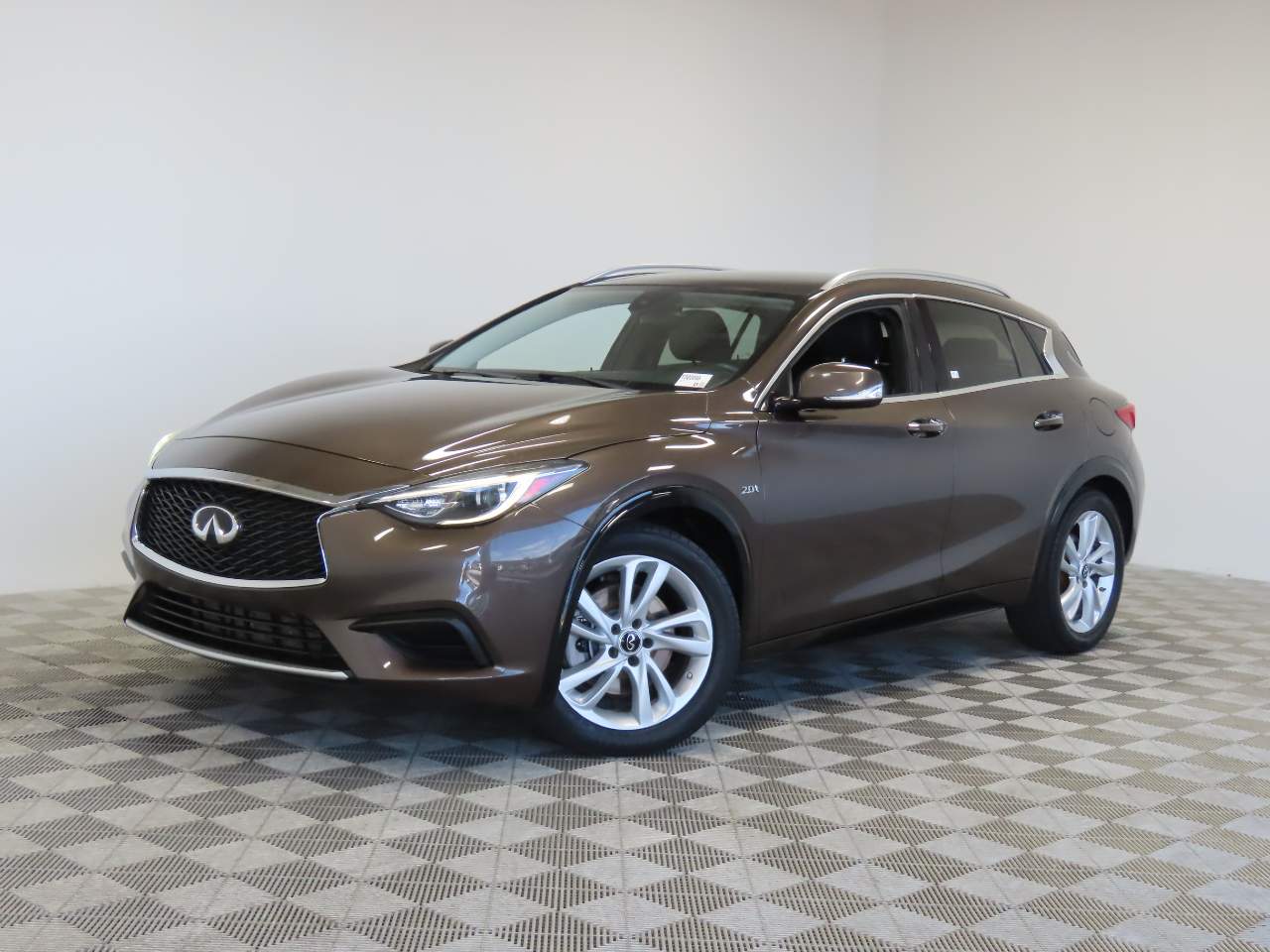 2019 INFINITI QX30 Luxe