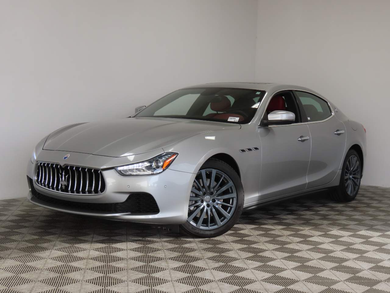 2017 Maserati Ghibli