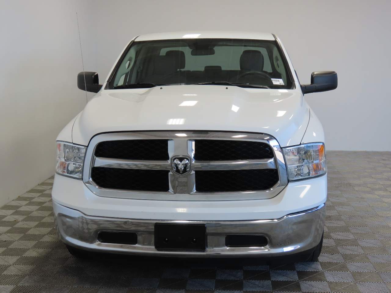2022 Ram 1500 Classic SLT Crew Cab
