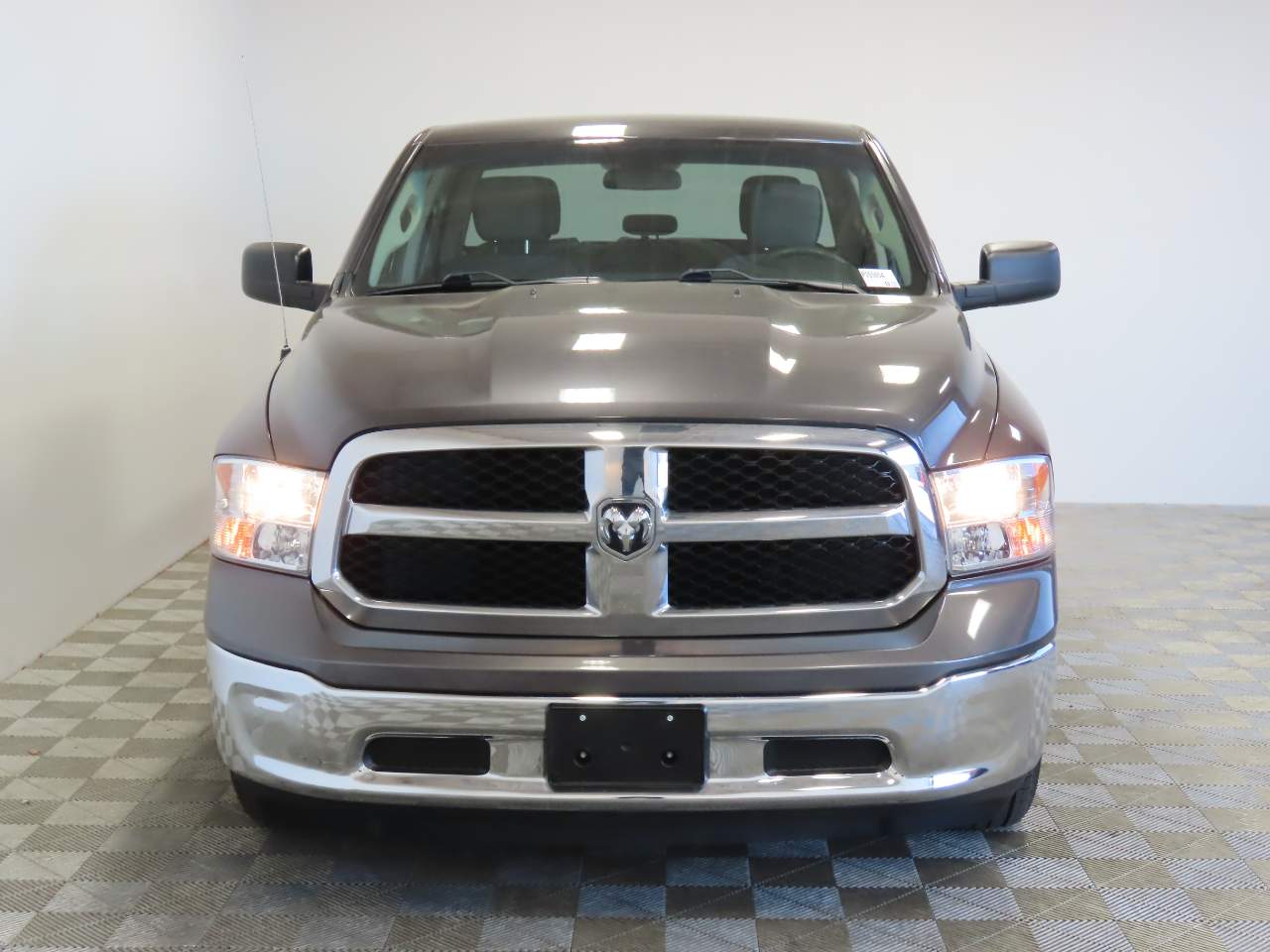 2022 Ram 1500 Classic SLT Crew Cab