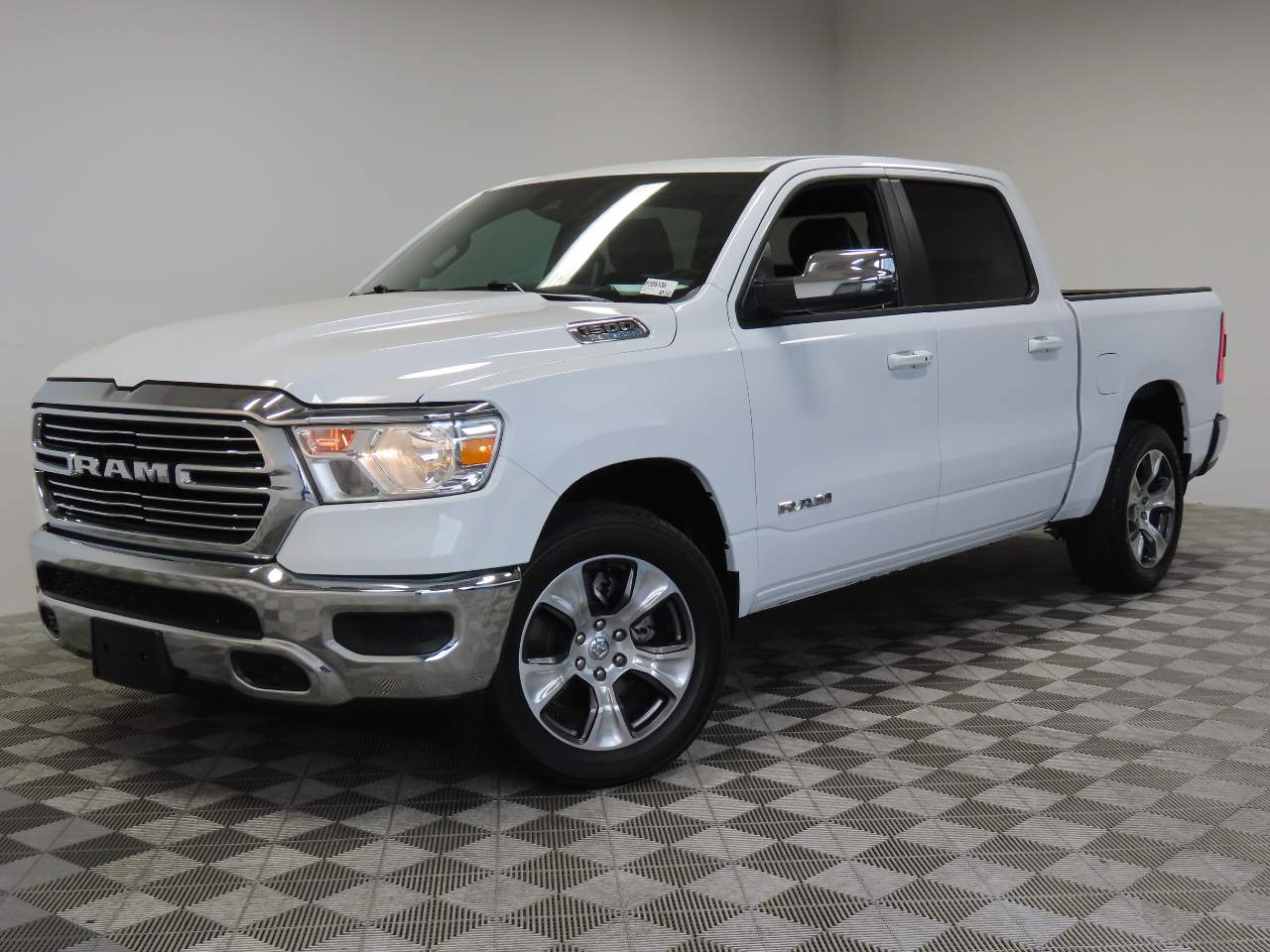 2024 Ram 1500 Laramie Crew Cab