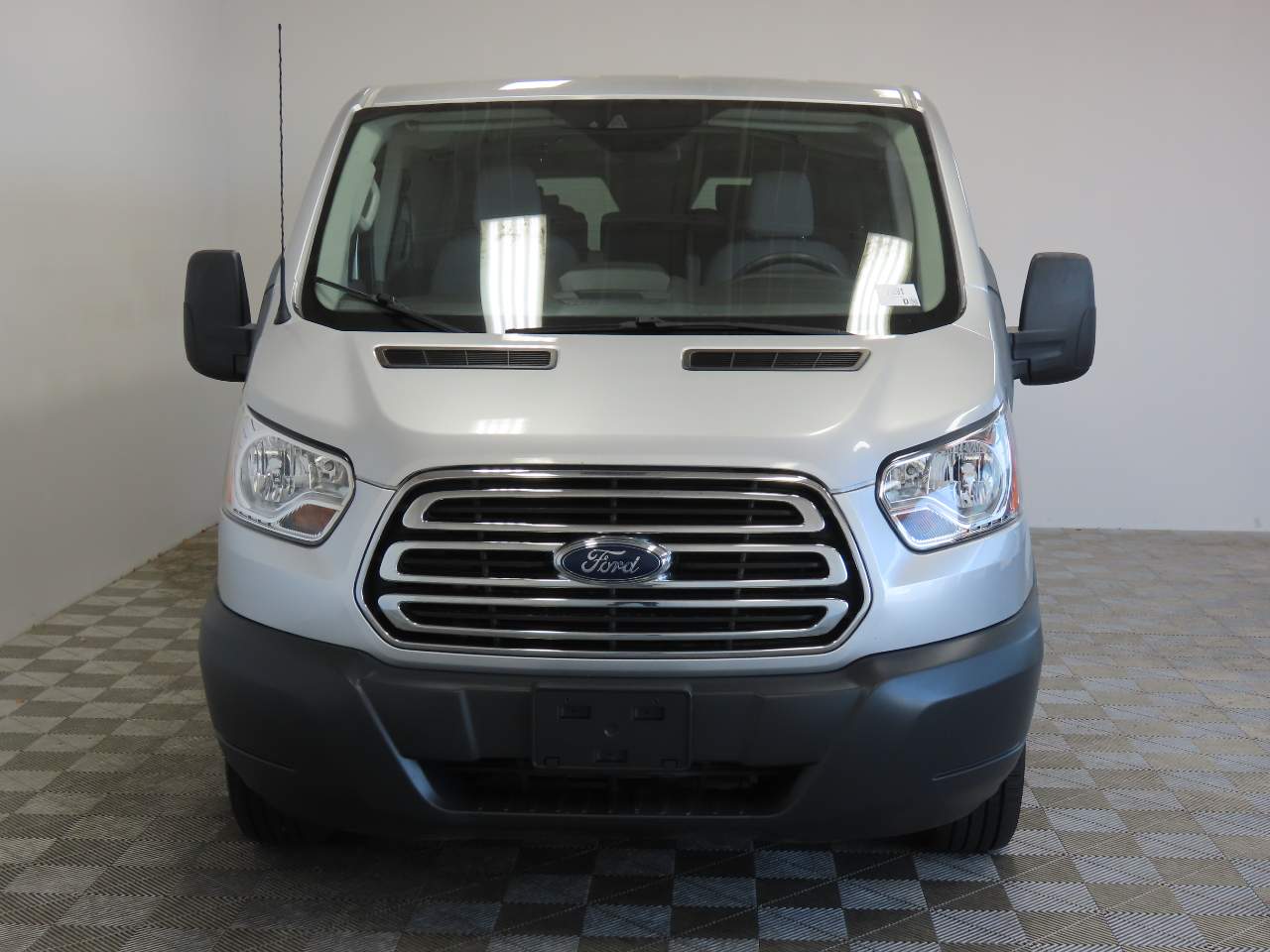 2018 Ford Transit 150 XLT