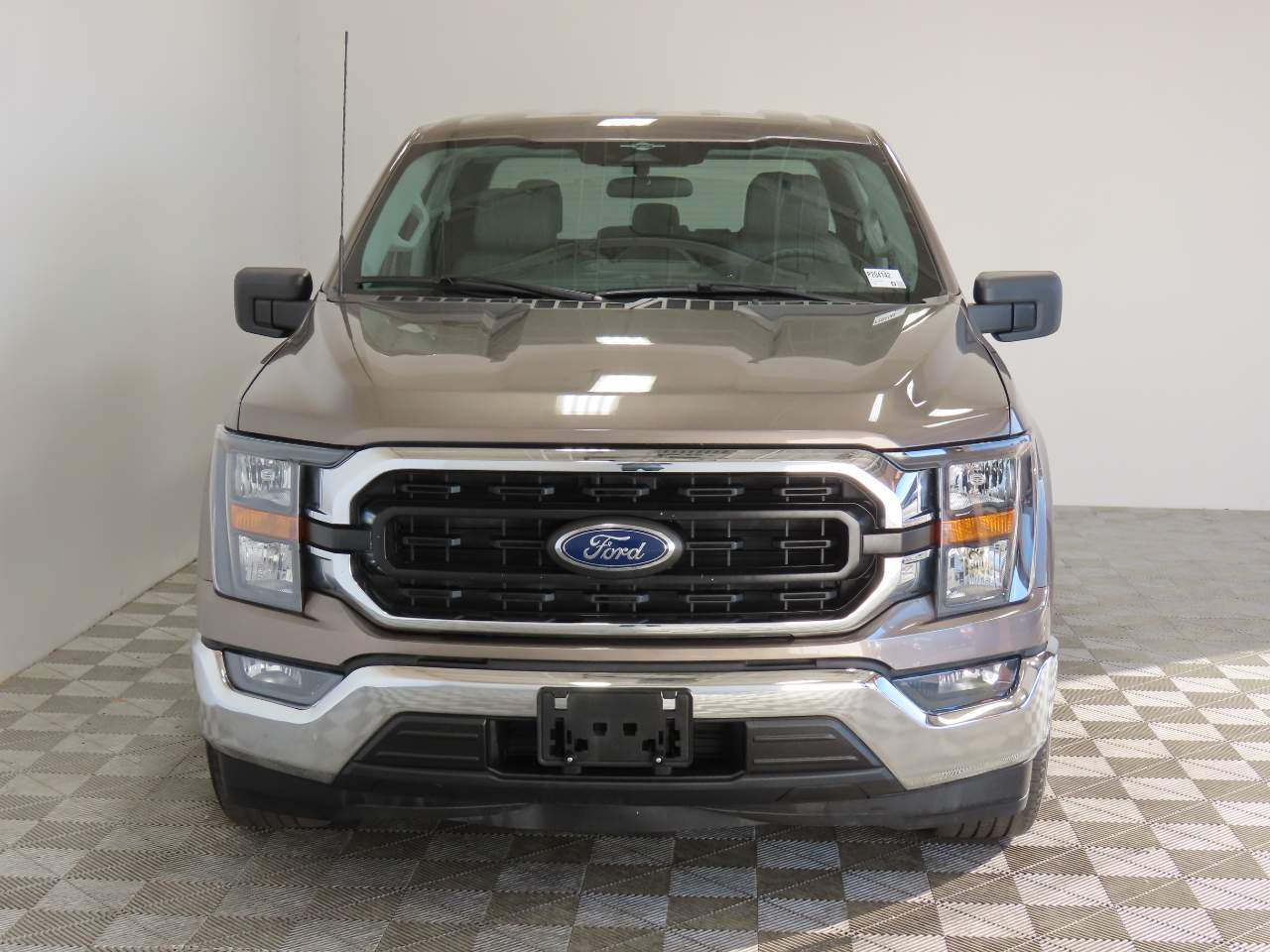 2023 Ford F-150 XLT Crew Cab