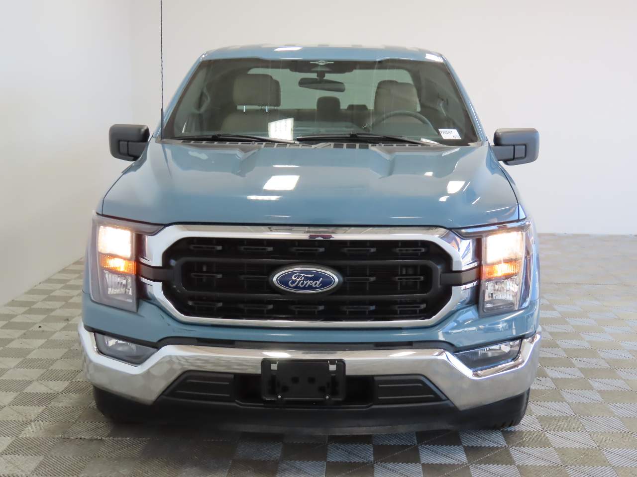 2023 Ford F-150 XLT Crew Cab