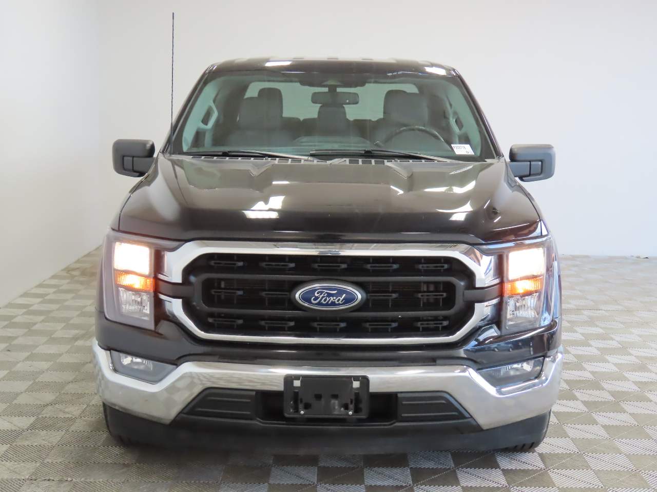 2023 Ford F-150 XLT Crew Cab