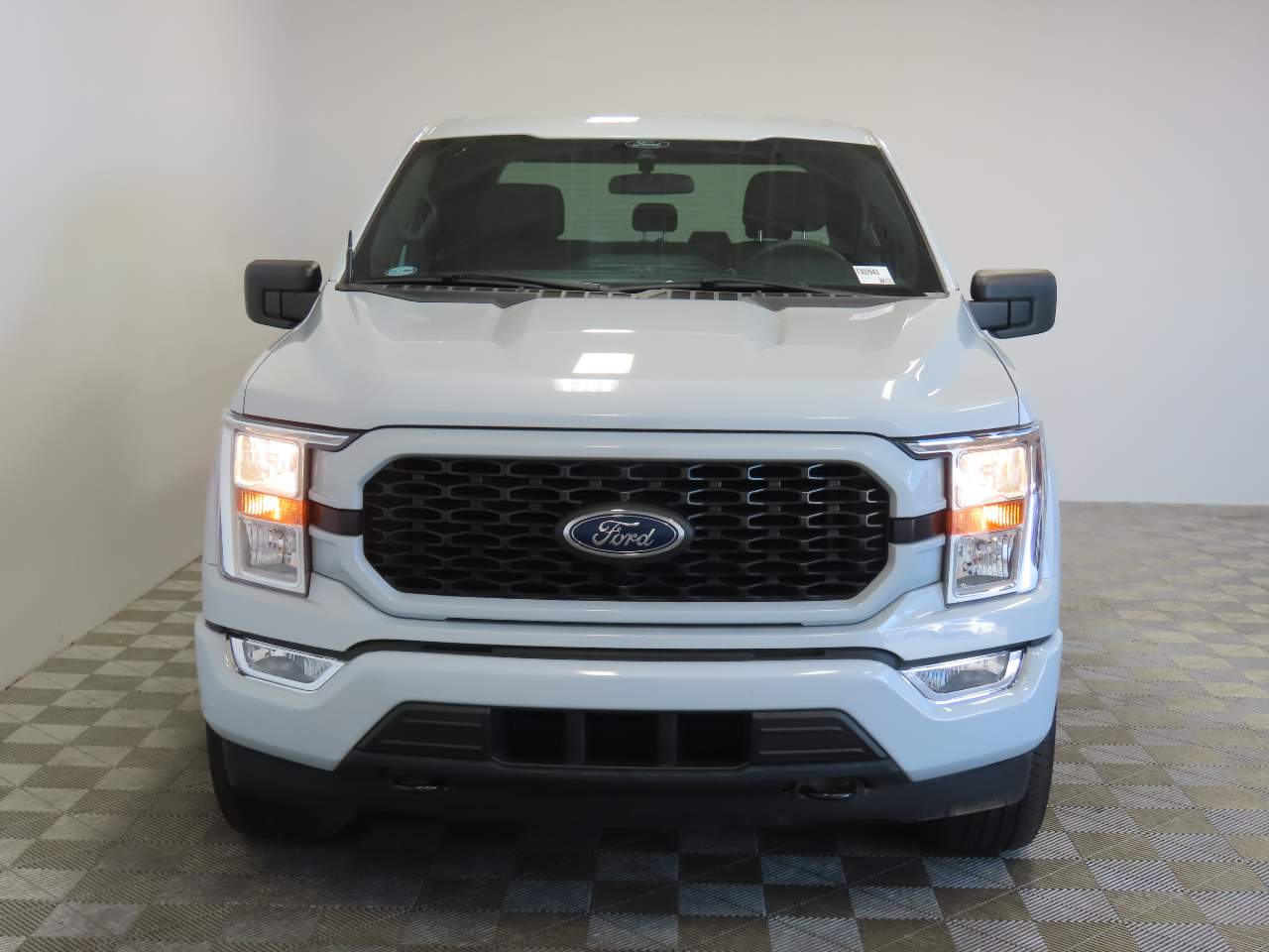 2021 Ford F-150 XL Crew Cab