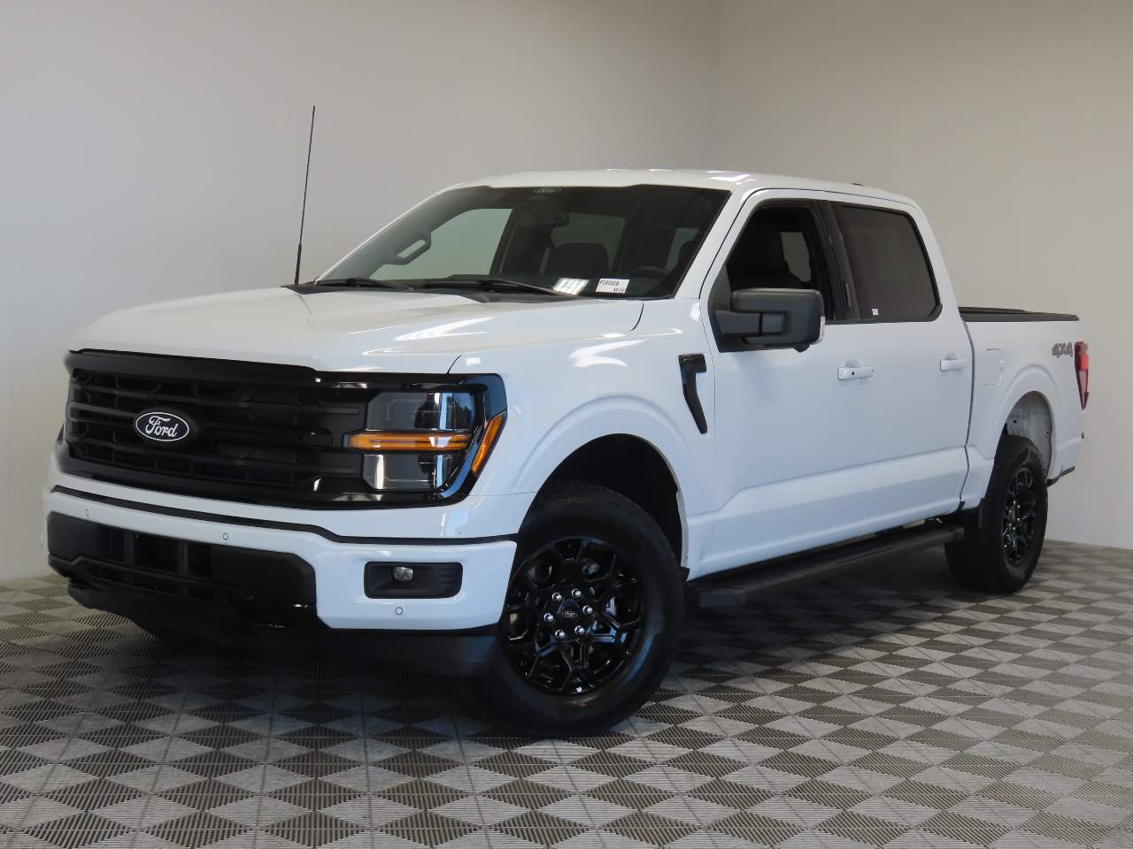 2024 Ford F-150 XLT Crew Cab
