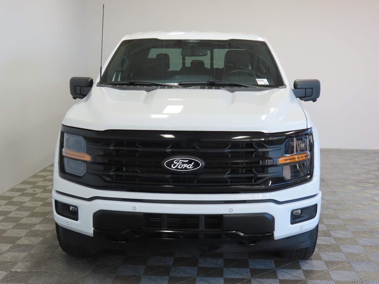2024 Ford F-150 XLT Crew Cab