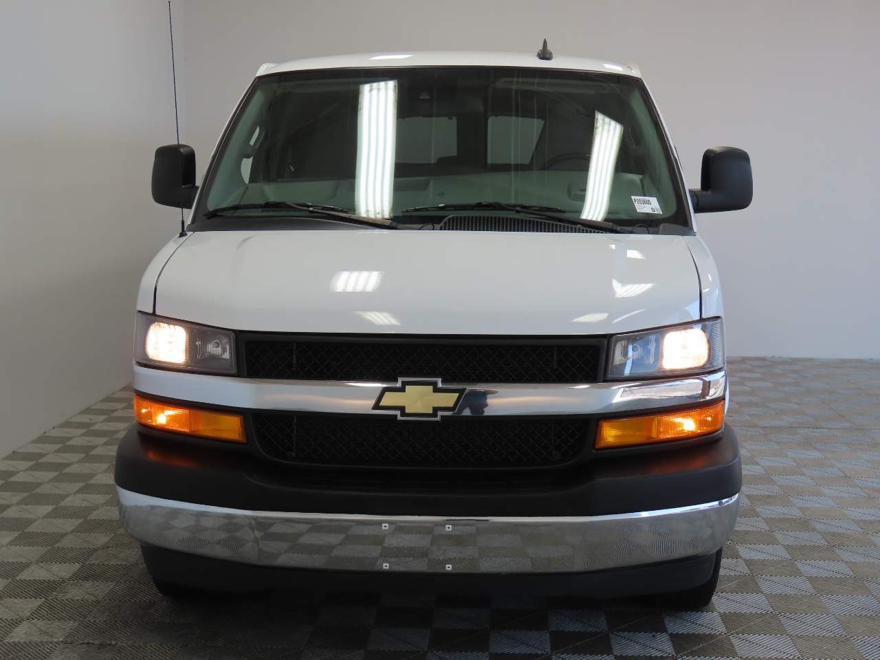 2022 Chevrolet Express LT 3500