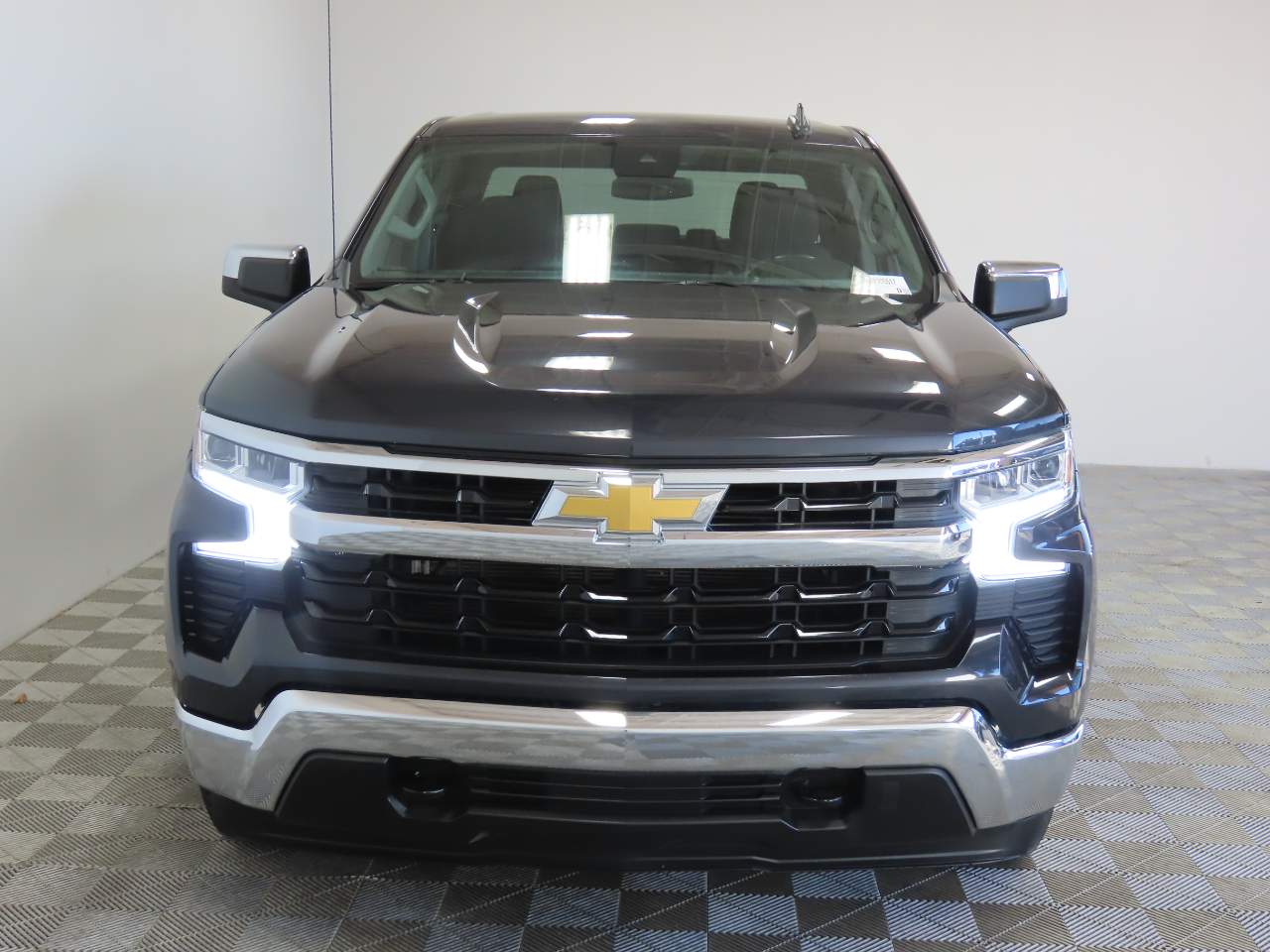 2024 Chevrolet Silverado 1500 LT Crew Cab