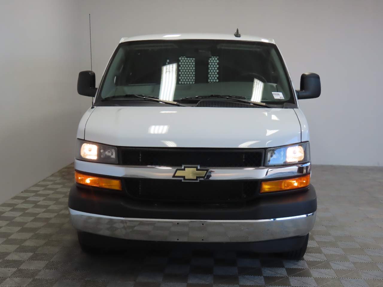 2023 Chevrolet Express 2500