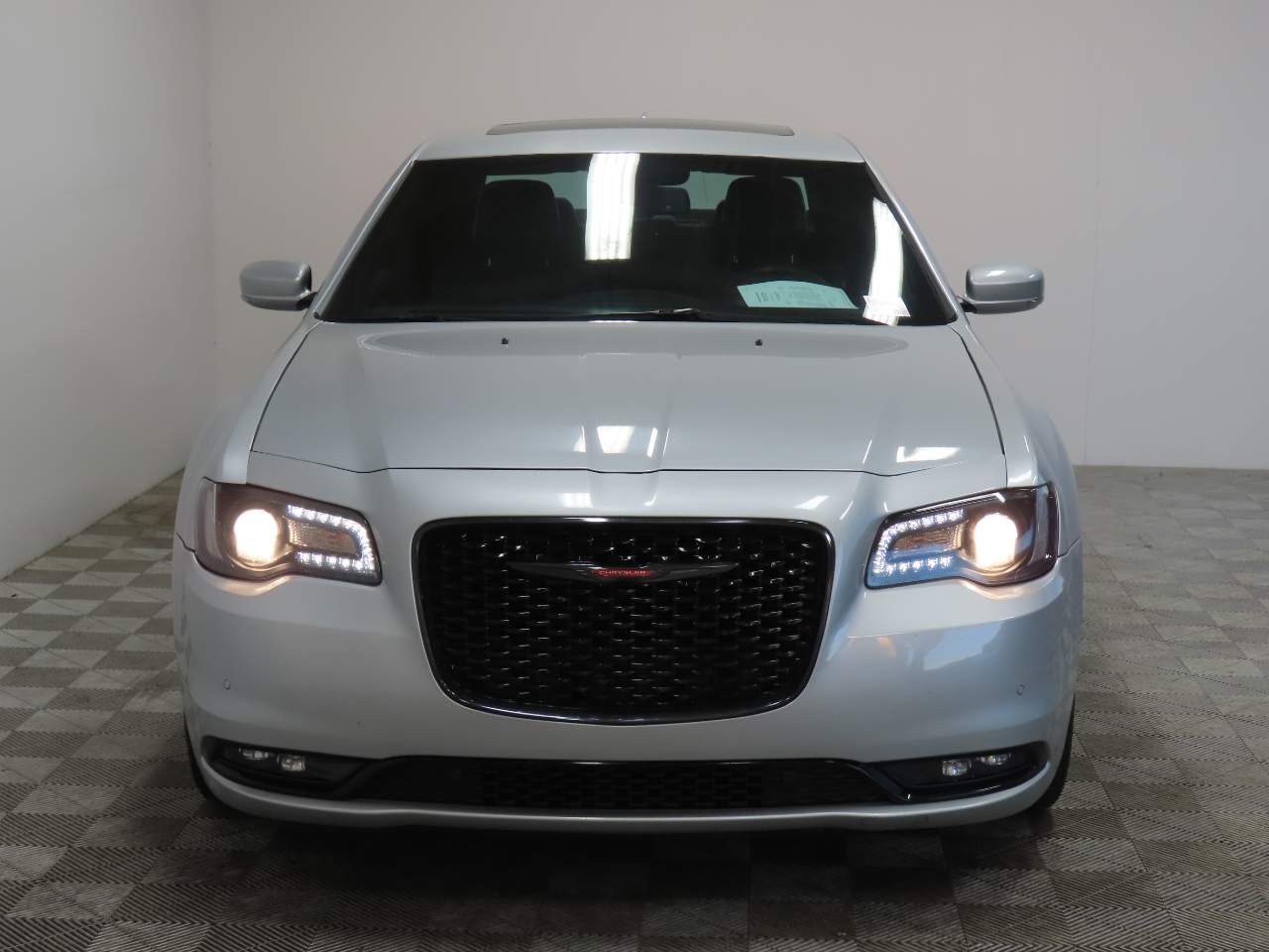 2022 Chrysler 300 S V6