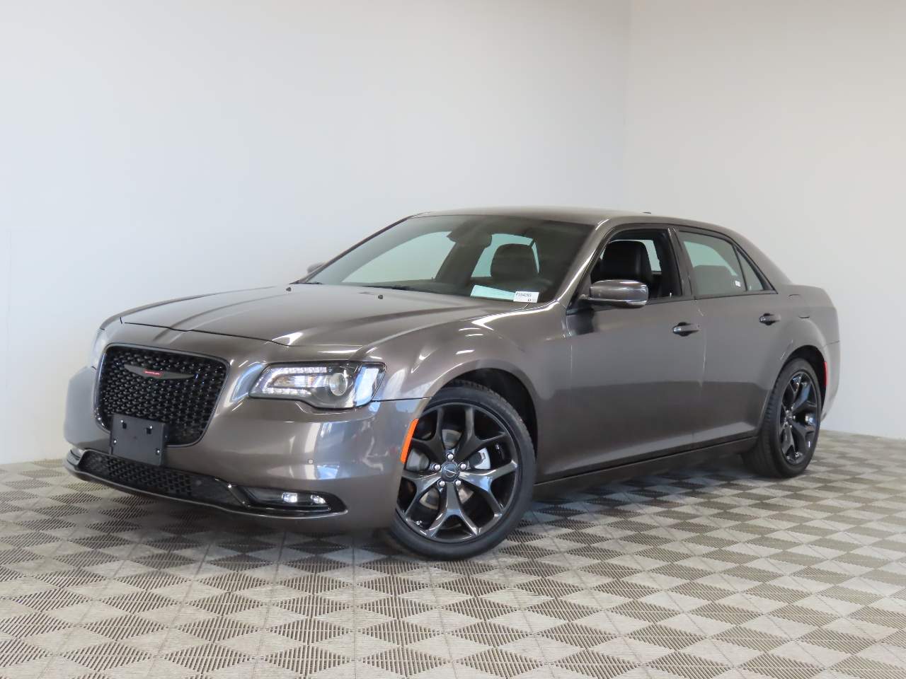 2023 Chrysler 300 S V6