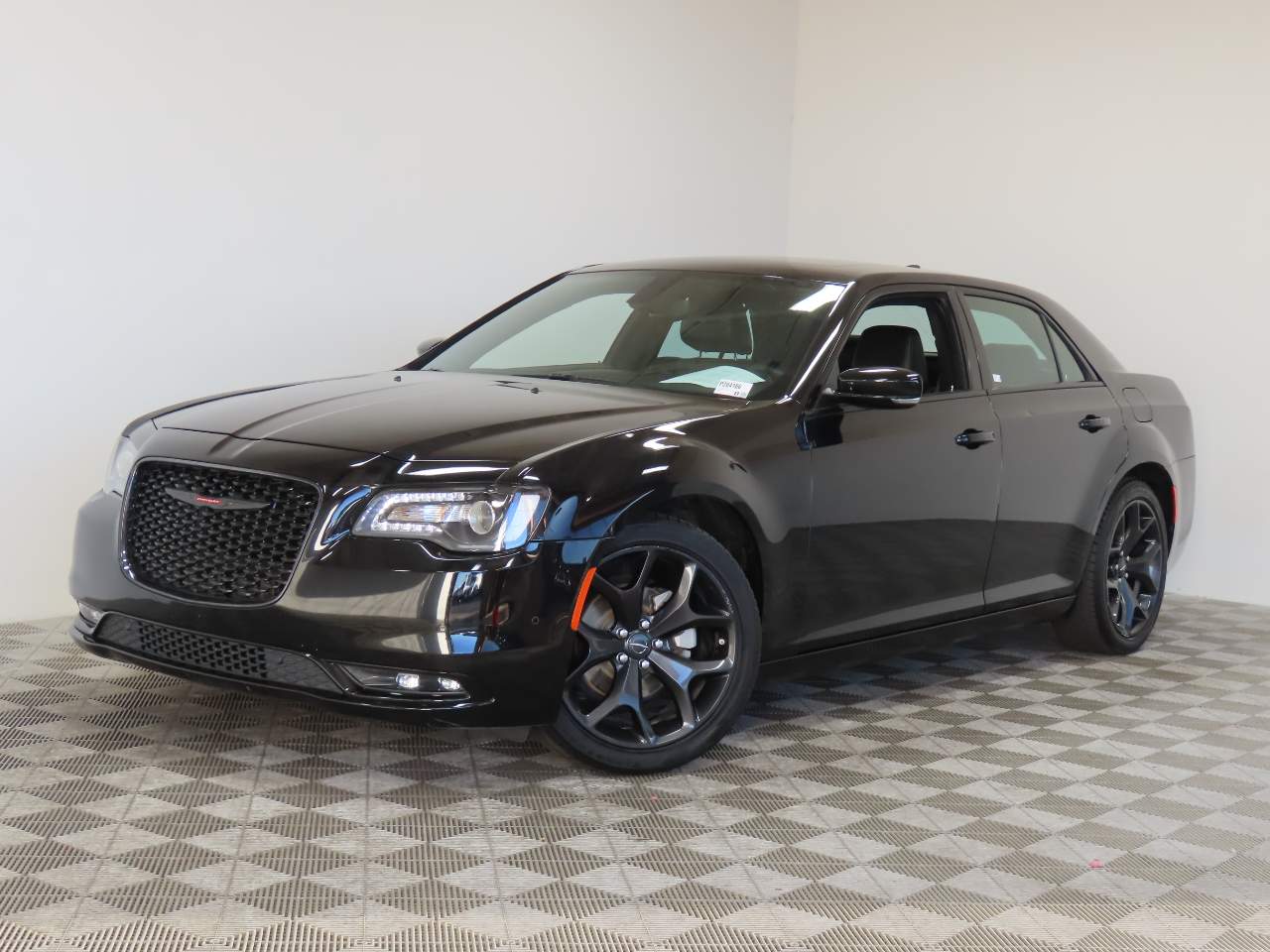 2023 Chrysler 300 S V6