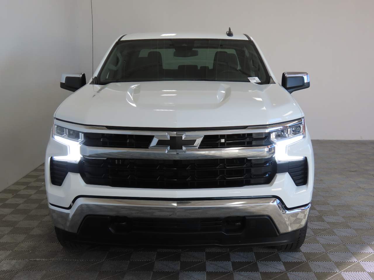 2025 Chevrolet Silverado 1500 LT Crew Cab