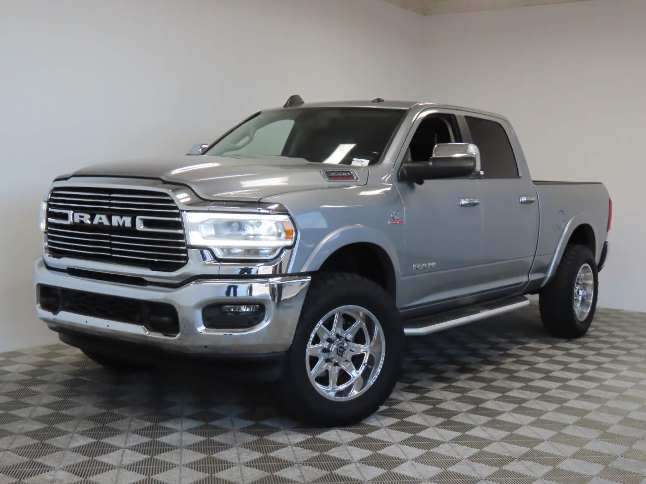 2019 Ram 3500 Laramie Crew Cab
