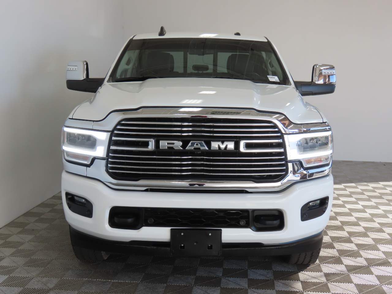 2023 Ram 2500 Laramie Crew Cab