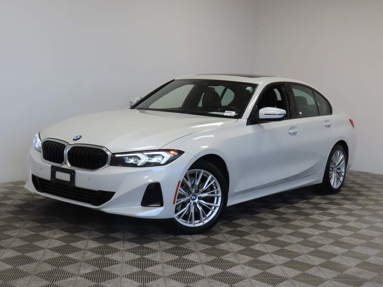 2023 BMW 3-Series 330i