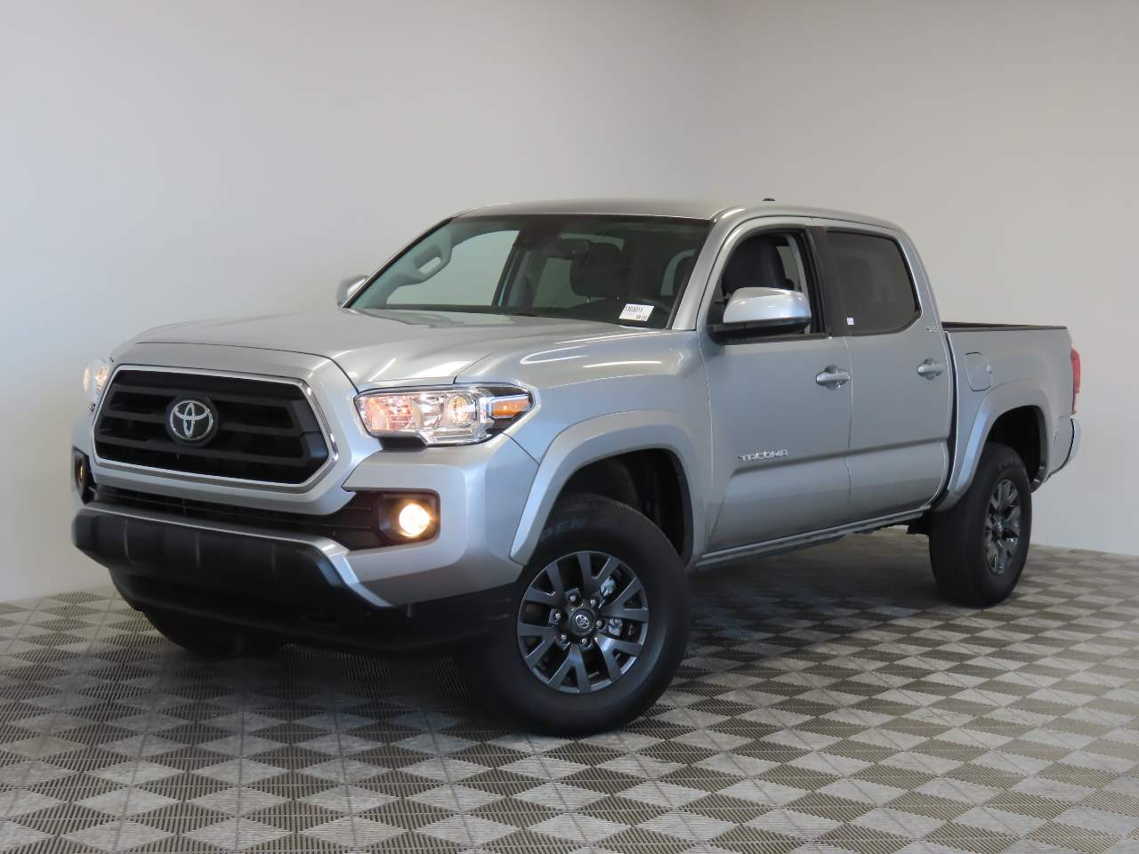 2023 Toyota Tacoma SR5 V6 Crew Cab