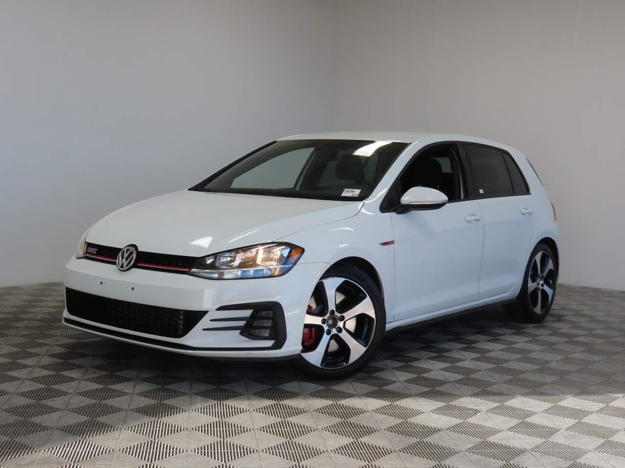 2019 Volkswagen Golf GTI S