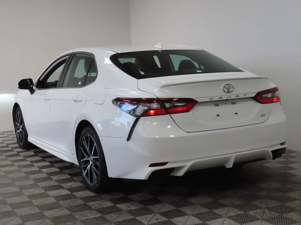 2021 Toyota Camry SE Nightshade