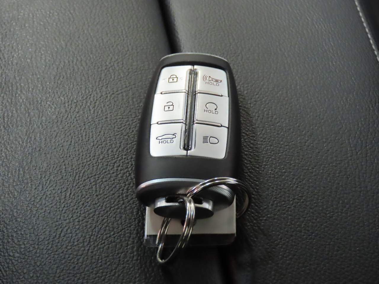 2024 Genesis G80 2.5T