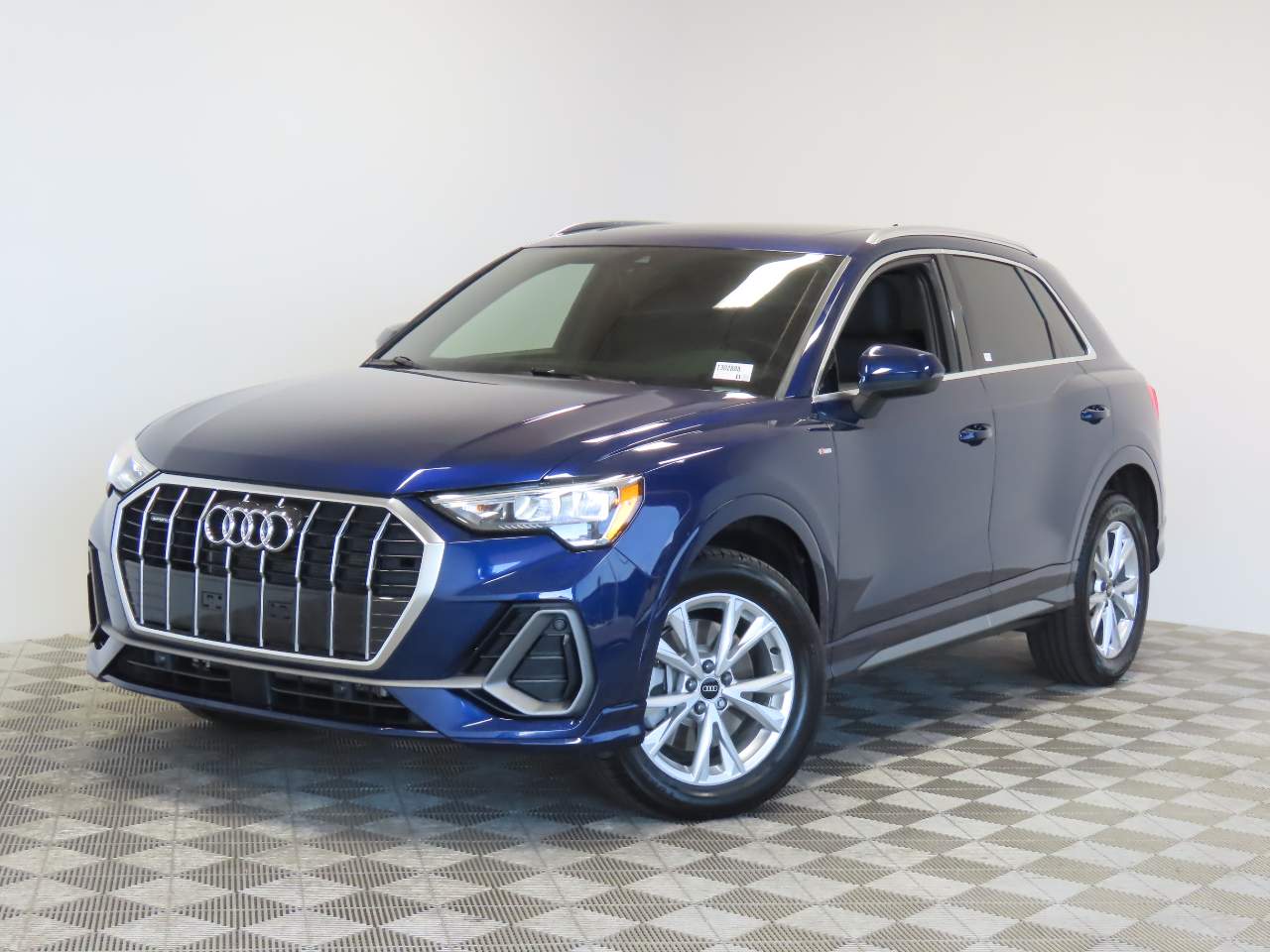 2022 Audi Q3 quattro S line Premium 45 TFSI
